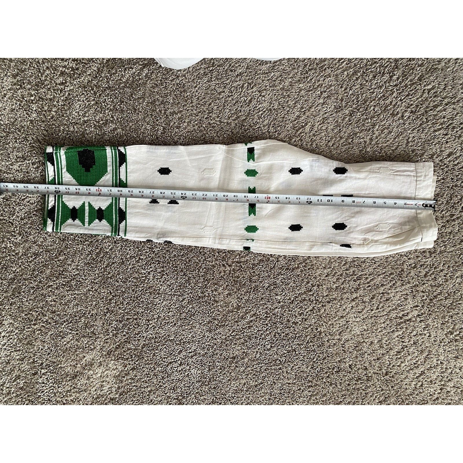 Zara Linen Pants From Zara w green embroidered Aztec Designs Size 28" / US 6 / IT 42 - 8 Thumbnail