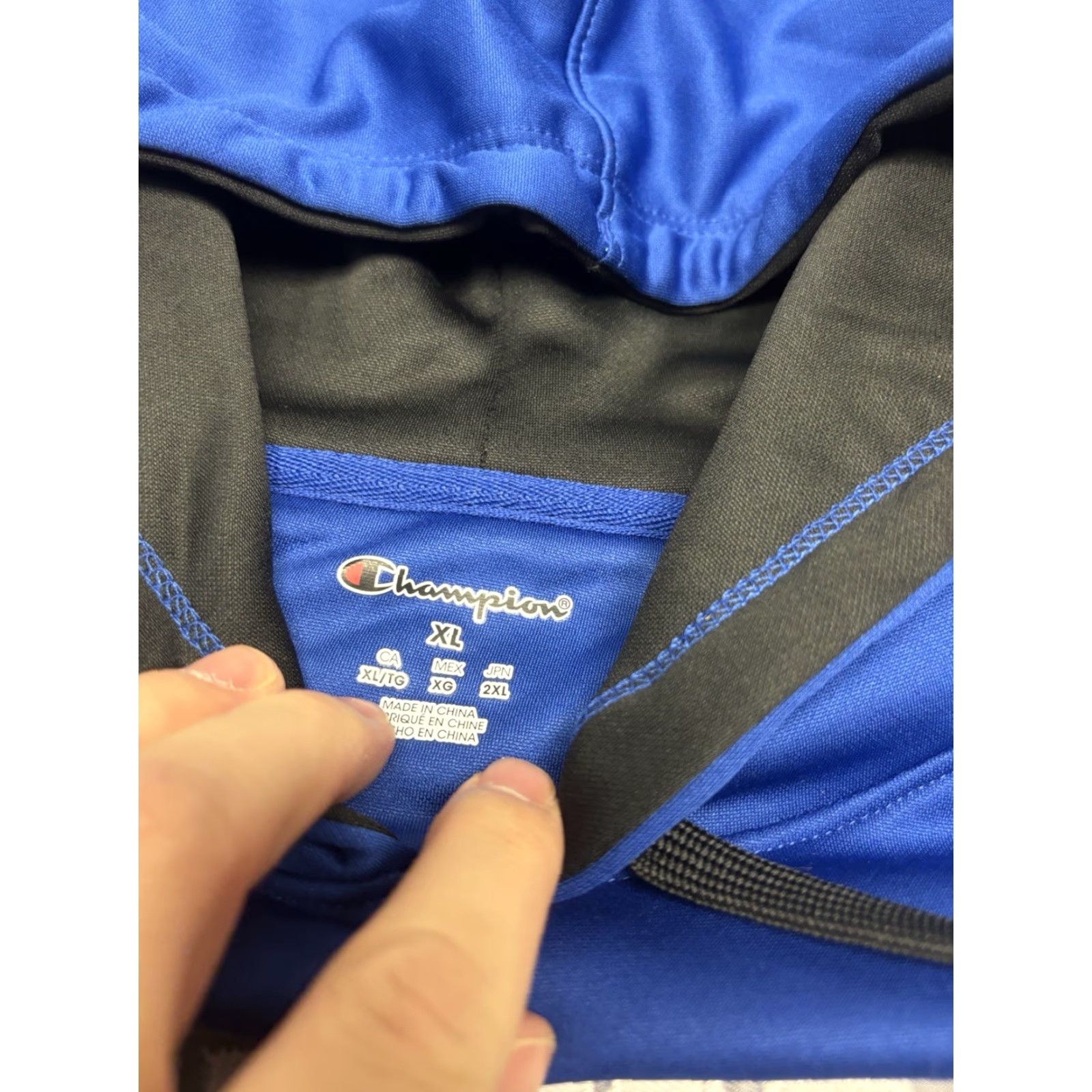Champion Champion Kentucky Wildcats Men’s Pullover Hoodie Sweatshirt XL Blue Embroidered Pocket 90s College University Sports Crew Neck Hoodie Size US XL / EU 56 / 4 - 2 Thumbnail