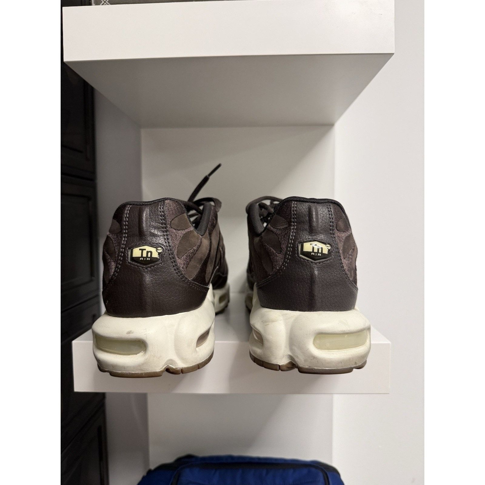 Nike Size 13 - Nike Air Max Plus EF Velvet Brown Size US 13 / EU 46 - 5 Thumbnail
