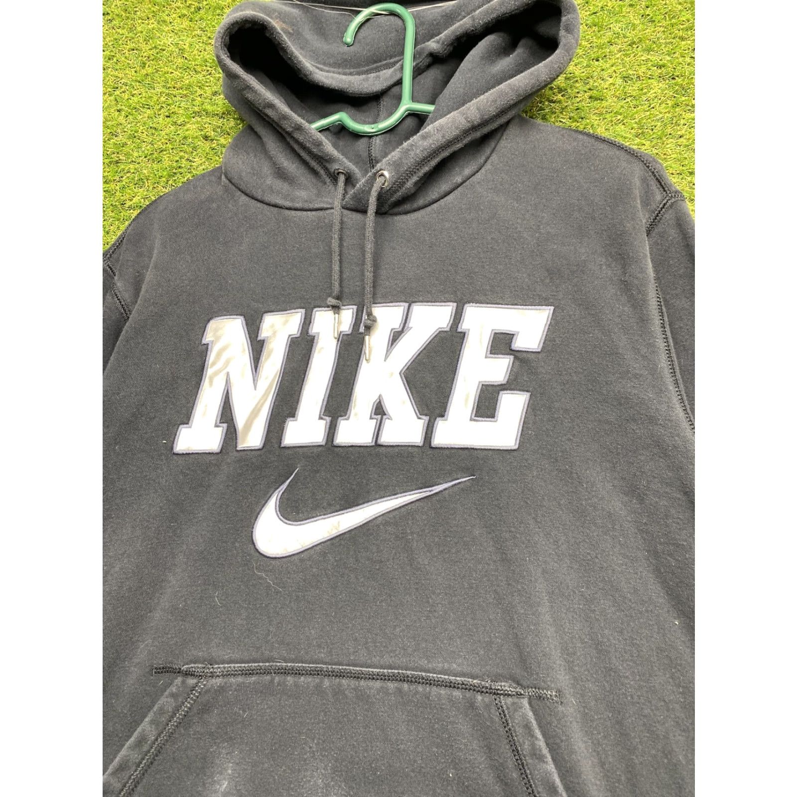 Nike Nike Hoodie Mens M Black Pullover Swoosh Logo Graphic Print Sweatshirt Athletic Size US M / EU 48-50 / 2 - 2 Thumbnail