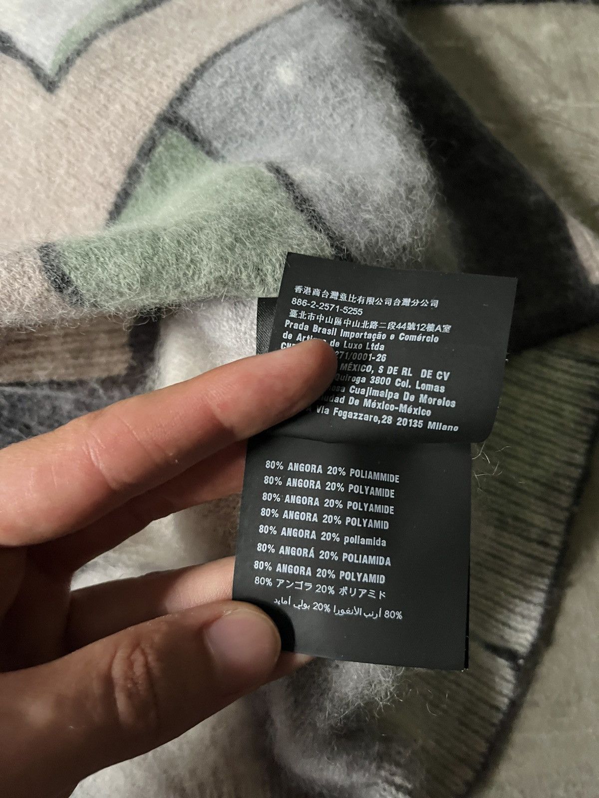 Prada Prada F/W 17 glass of wine and book angora fuzzy sweater Size US M / EU 48-50 / 2 - 24 Thumbnail