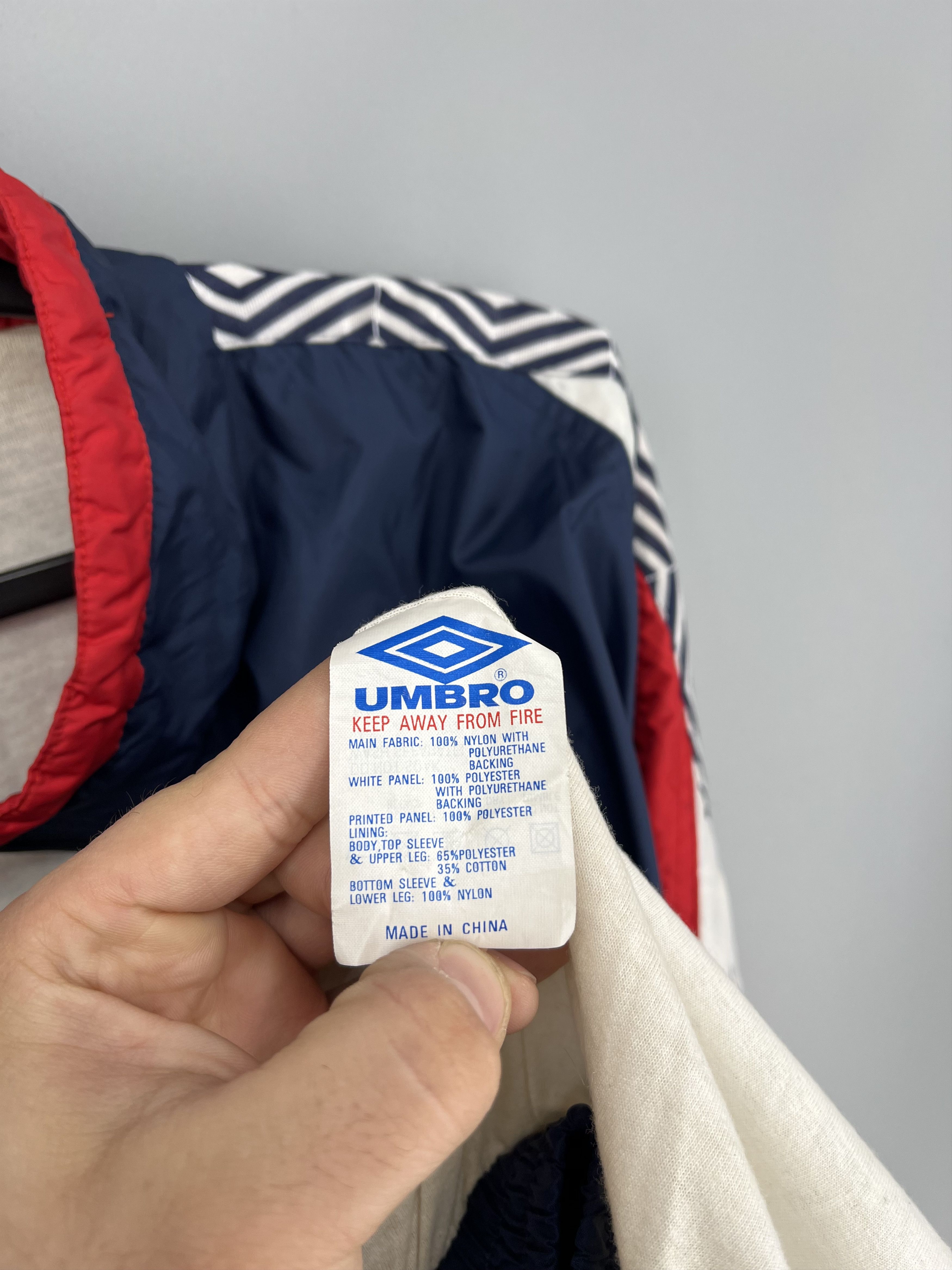 Umbro Vintage Umbro RW Oberhausen KONVENT Track Jacket XXL 90s Size US XXL / EU 58 / 5 - 12 Thumbnail
