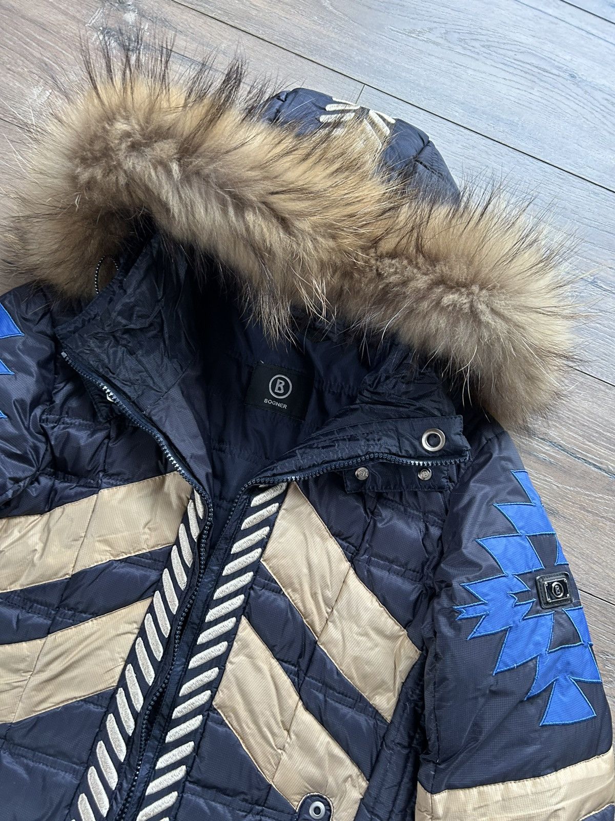 Bogner Bogner ski jacket blue aztec S-M Size M / US 6-8 / IT 42-44 - 2 Thumbnail