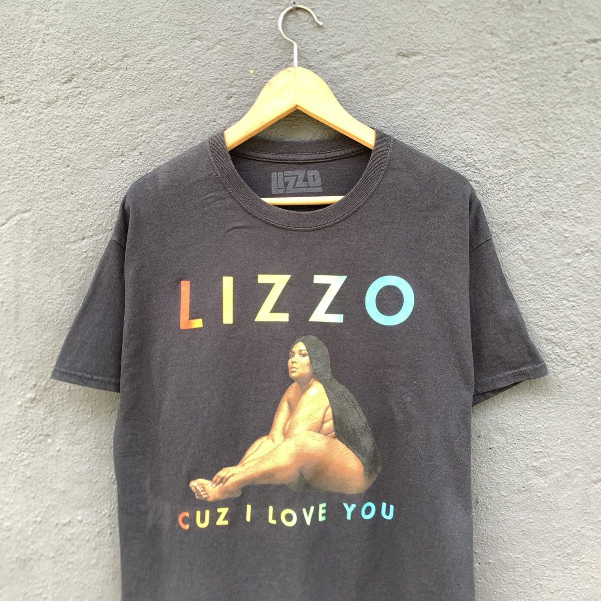Band Tees Thrashed Faded Lizzo Rap Tee Size US L / EU 52-54 / 3 - 2 Thumbnail