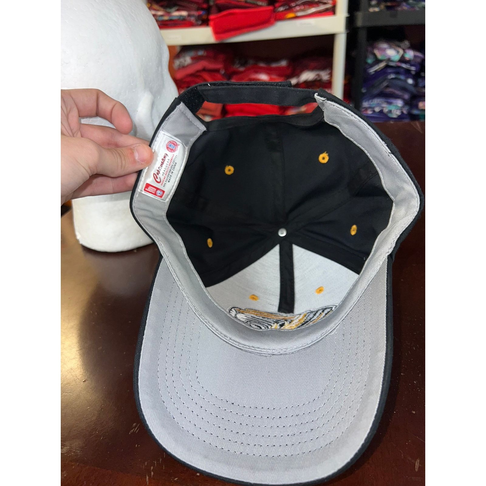 NCAA Mizzou Tigers Hat Black Yellow College University NCAA Cap Size ONE SIZE - 6 Thumbnail