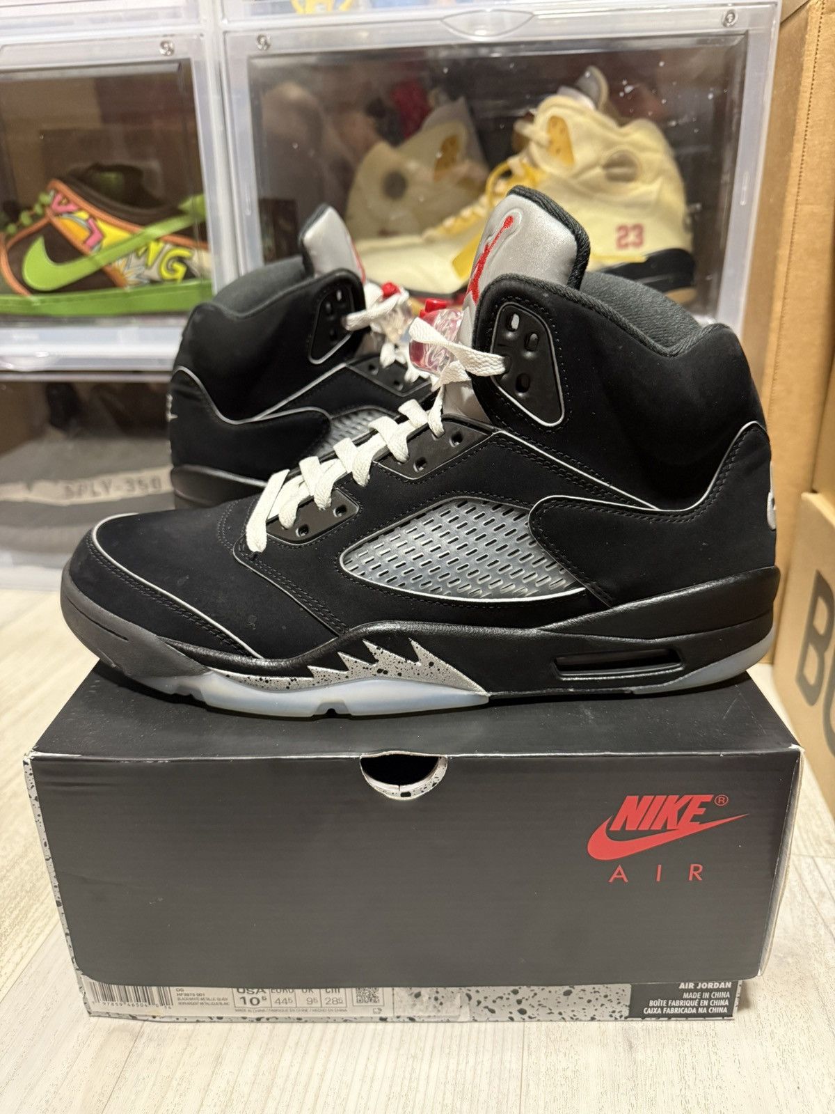 Jordan Brand Air Jordan 5 Retro OG Black Metallic Reimagined Size US 10.5 / EU 43-44 - 1 Thumbnail