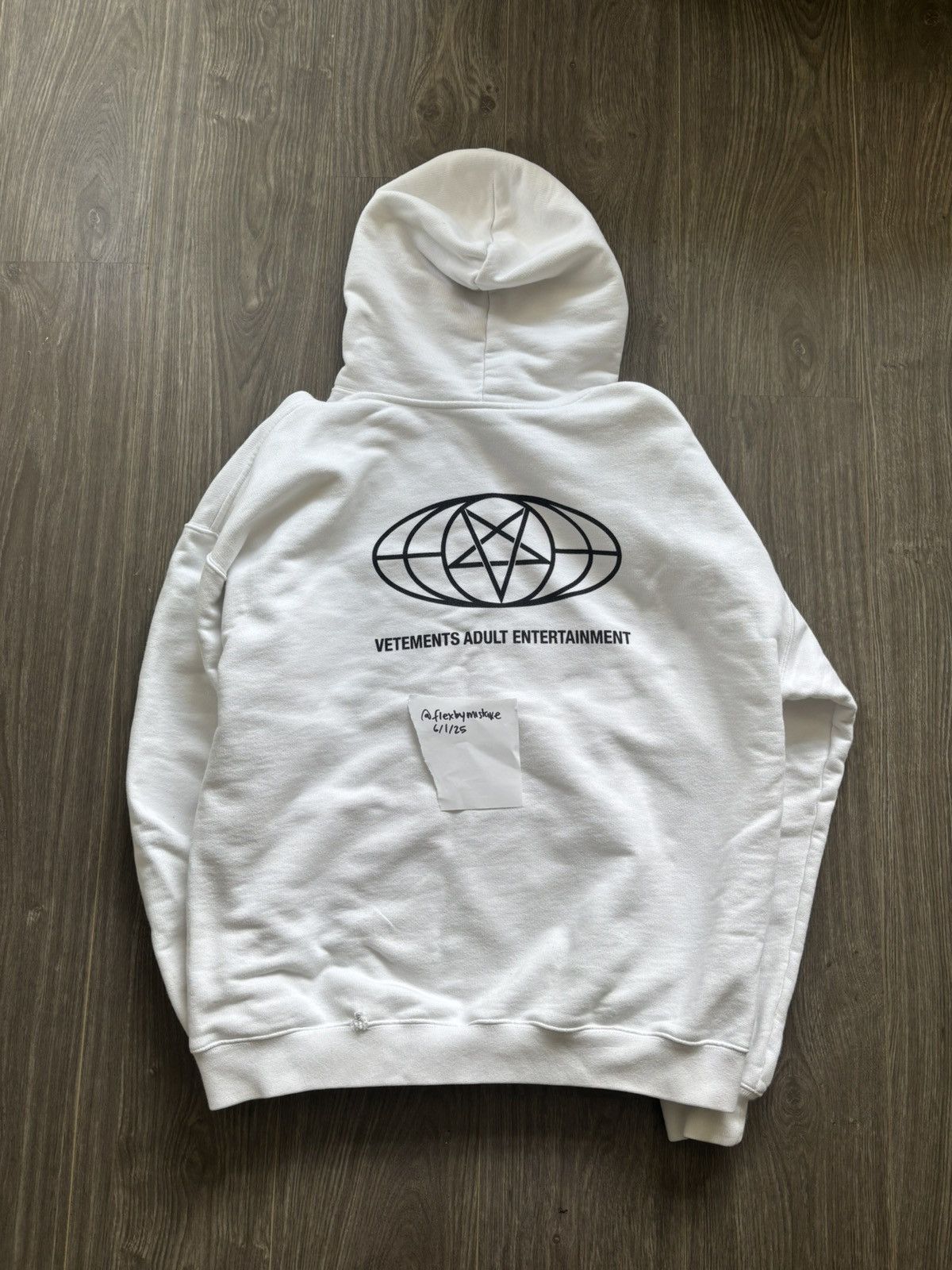 Vetements Vetements Restricted Hoodie Size US XS / EU 42 / 0 - 7 Thumbnail