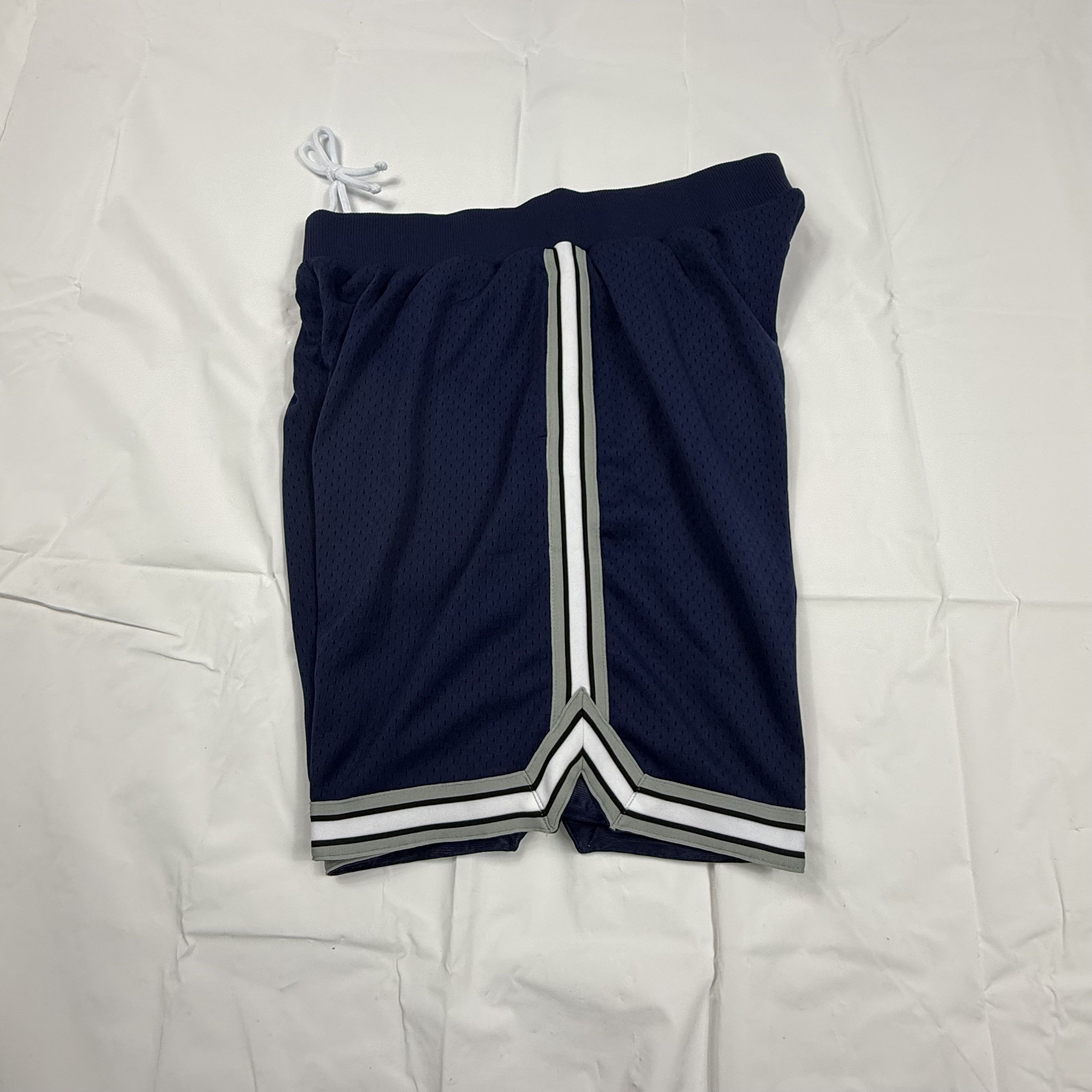 Mitchell & Ness Mitchell & Ness Mens Navy Blue Mesh Basketball Shorts XL New Size US 40 / EU 56 - 2 Thumbnail