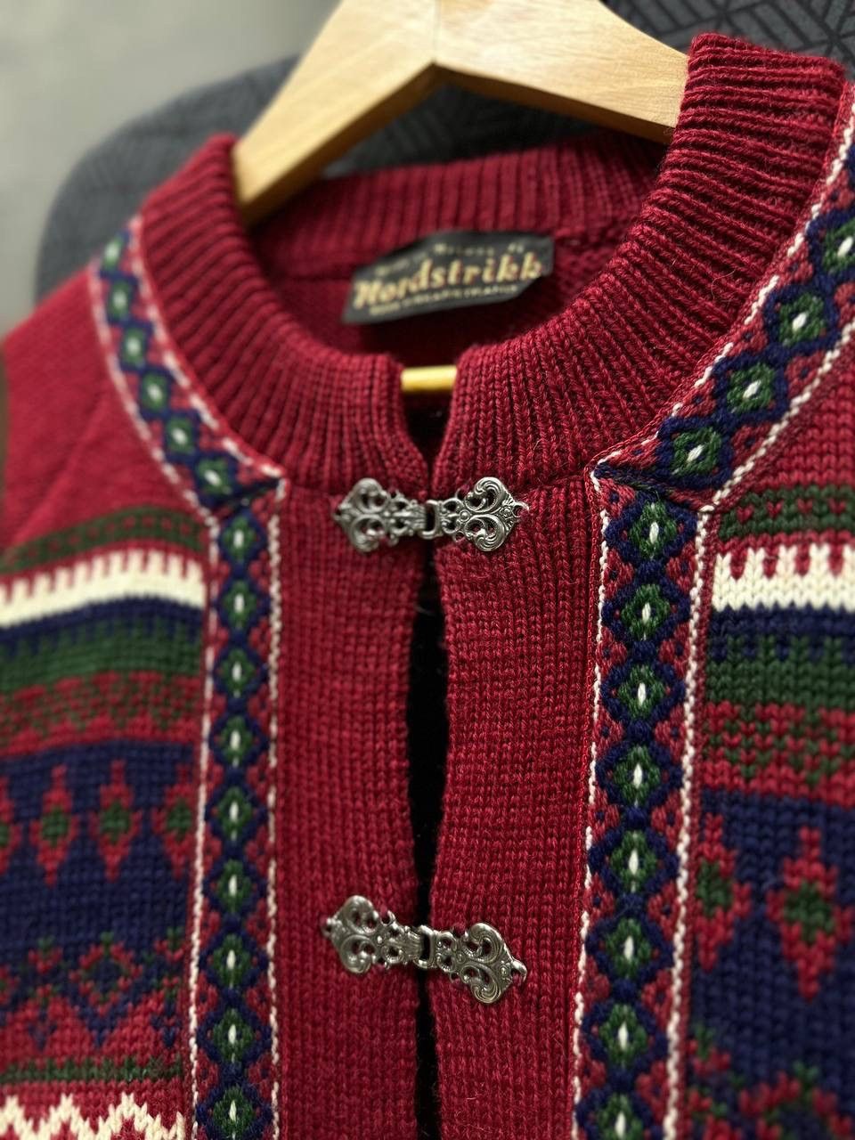 Highland × Vintage Vintage Nordstrikk Wool Red Knit Highland Sweater Size US L / EU 52-54 / 3 - 11 Thumbnail