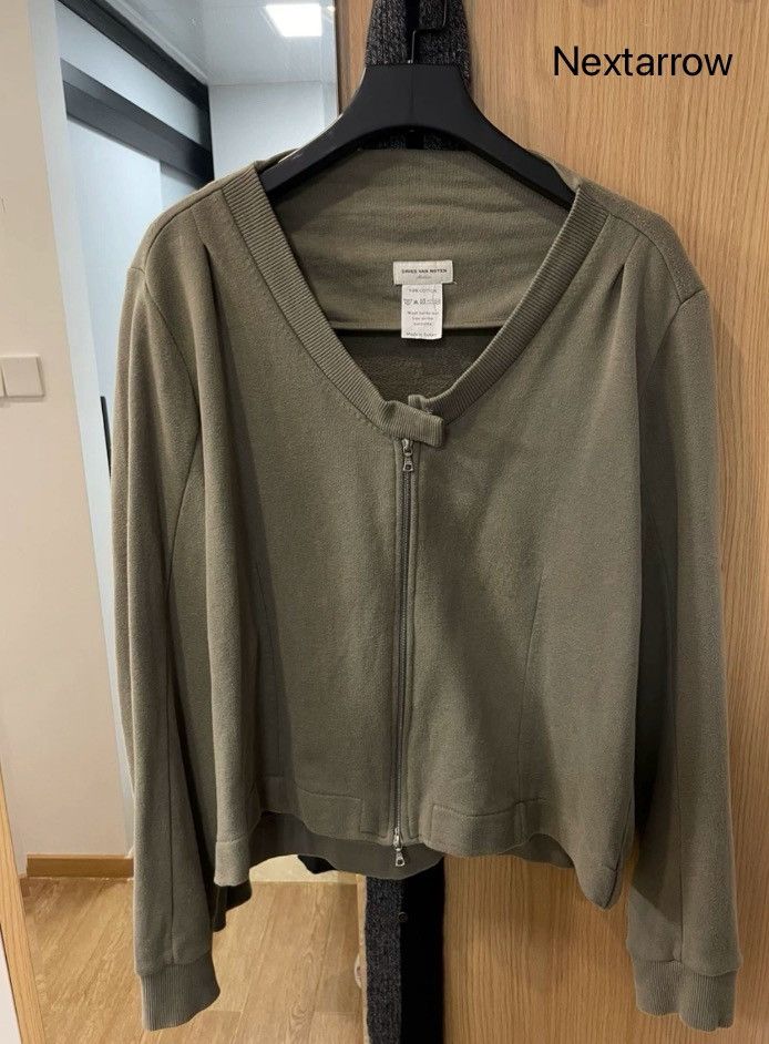 Dries Van Noten Dries van noten Green velvet jacket 2412-Nextarrow Size US M / EU 48-50 / 2 - 1 Thumbnail