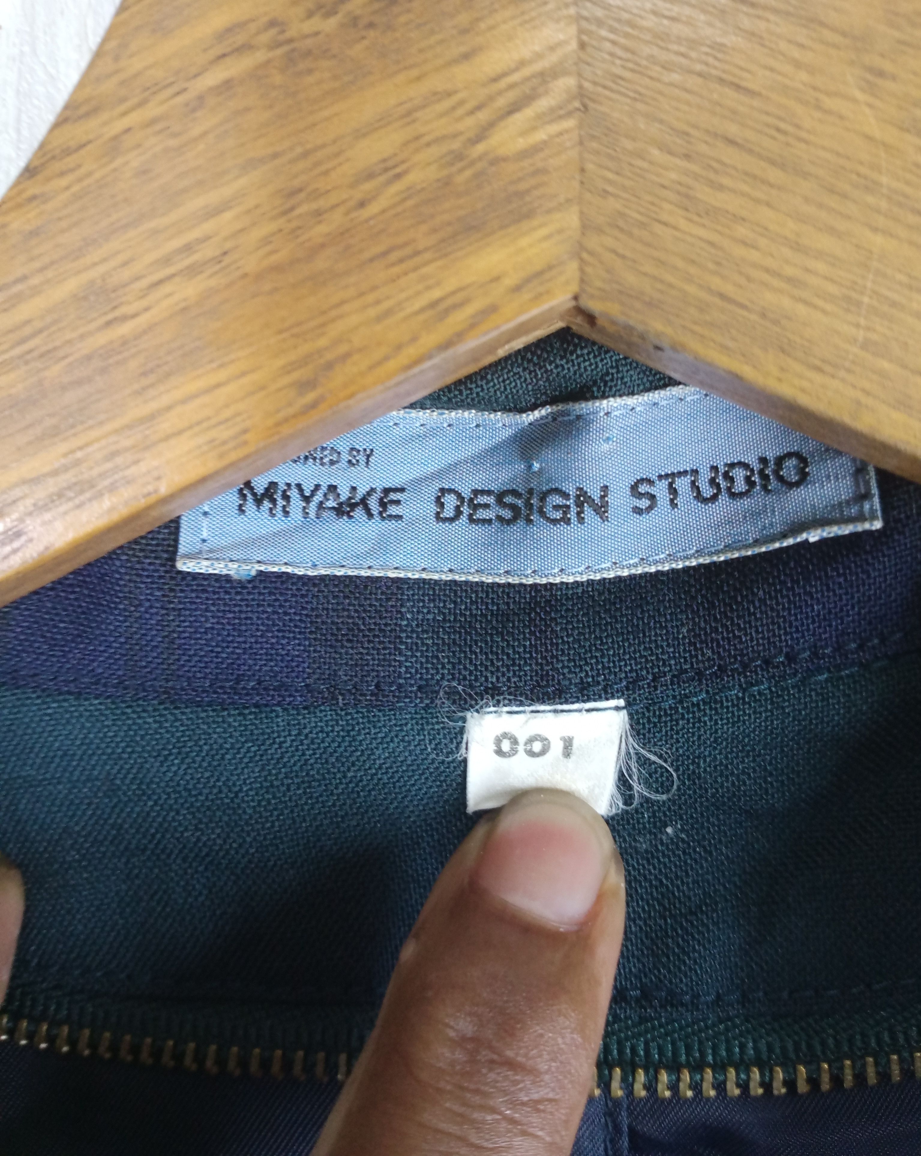 Issey Miyake RARE VINTAGE 90S ISSEY MIYAKE DESIGN STUDIO CHECKERED JACKET Size US M / EU 48-50 / 2 - 9 Thumbnail