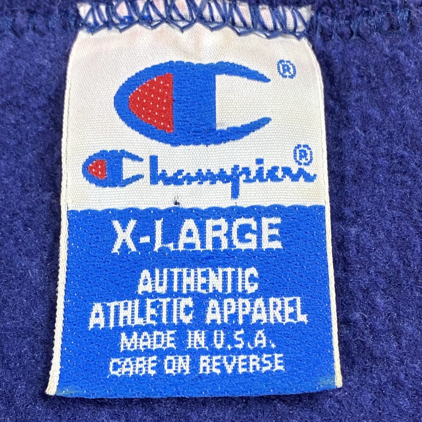 Champion VINTAGE Champion Crewneck Sweatshirt Men XL Blue 90s Sports Embroidered Made in USA Size US XL / EU 56 / 4 - 3 Thumbnail