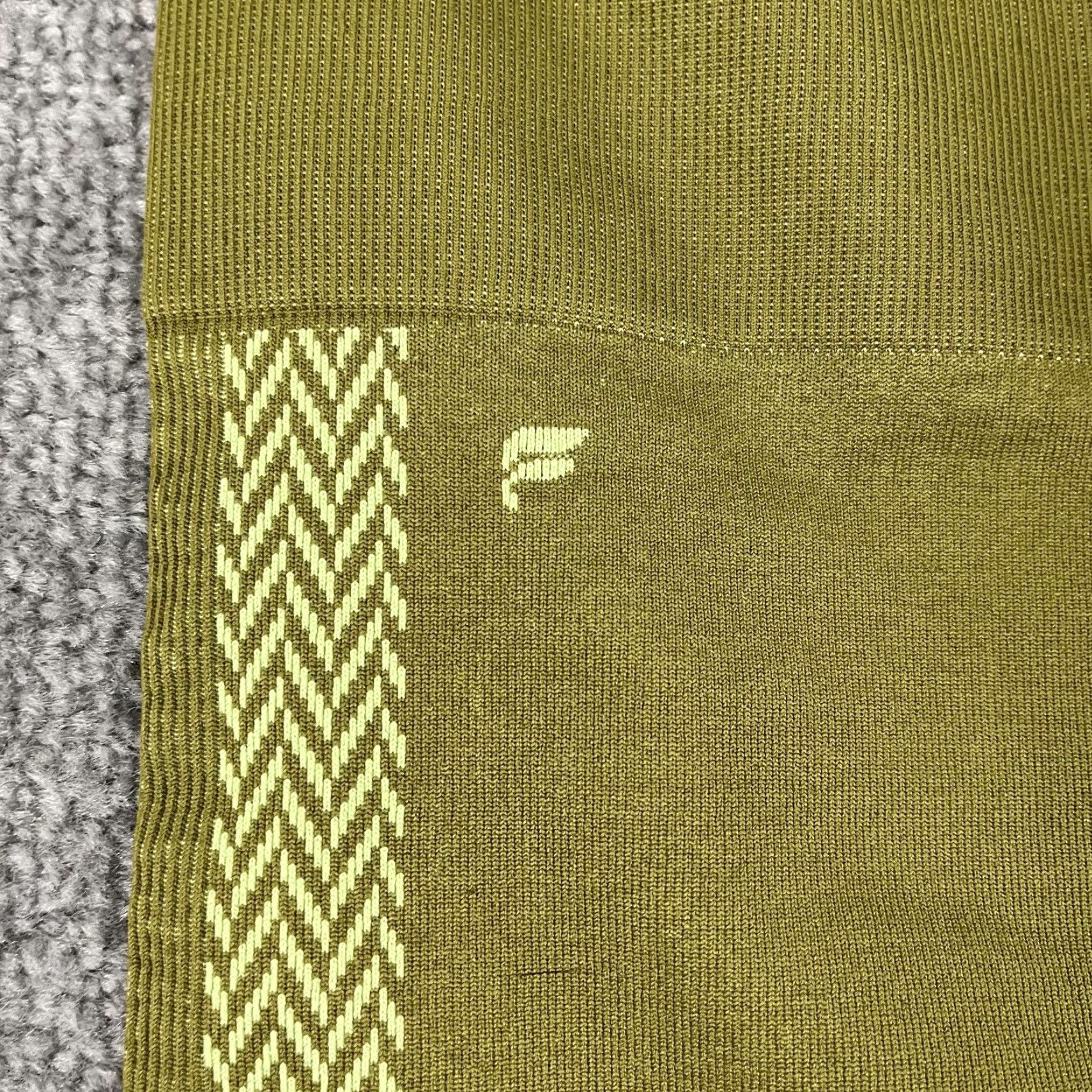 Fabletics FABLETICS Leggings Womens Size 6 Small High Waisted Seamless Check Green Gym NEW Size 28" / US 6 / IT 42 - 3 Thumbnail