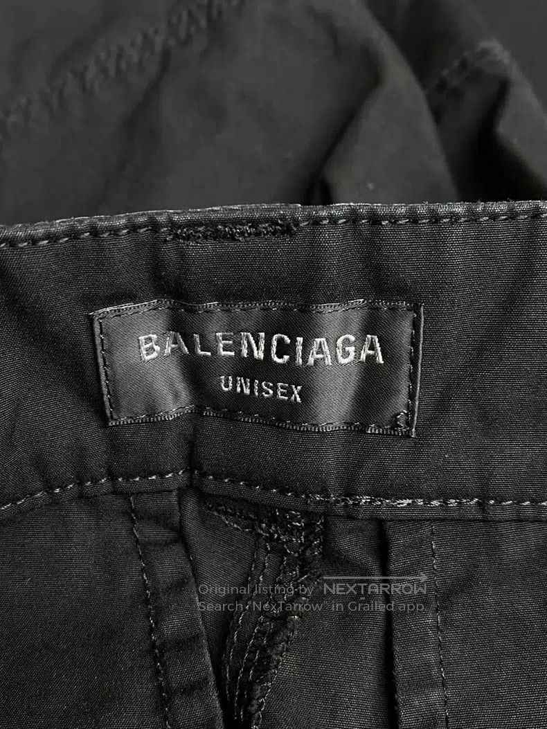 Balenciaga Balenciaga size M Pocket Cargo Shorts, M Size Size US 27 - 3 Thumbnail