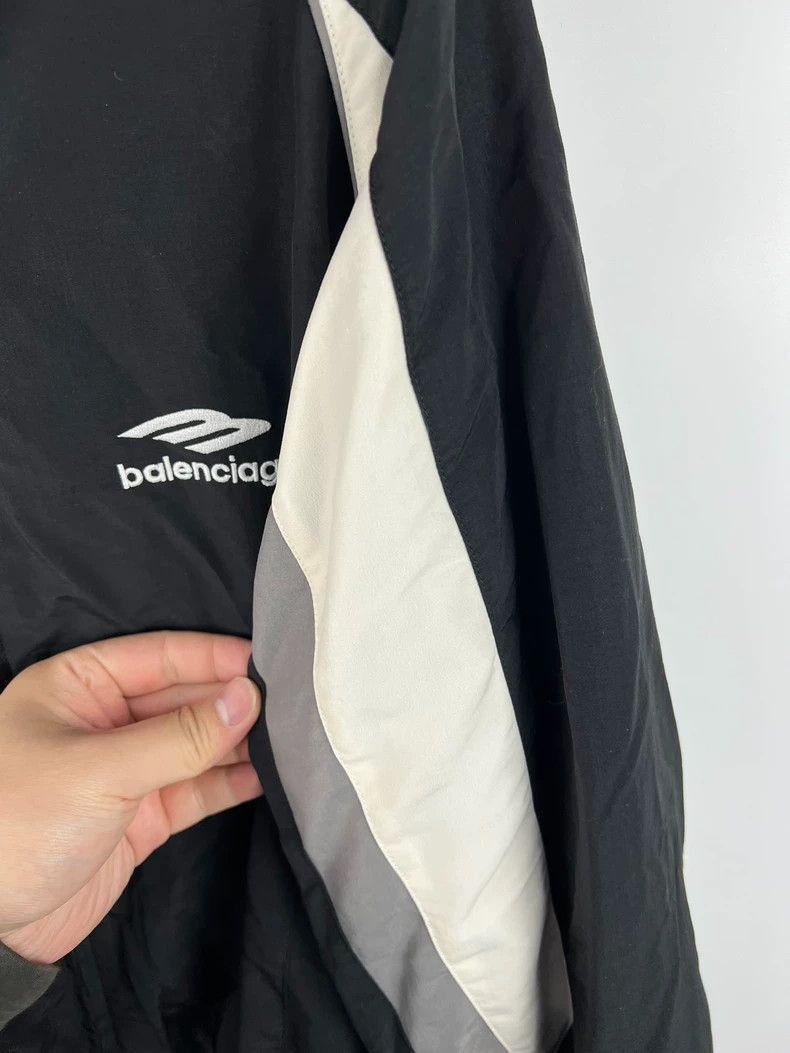 Balenciaga Balenciaga new black retro striped coach jacket-2506 Size US S / EU 44-46 / 1 - 9 Thumbnail