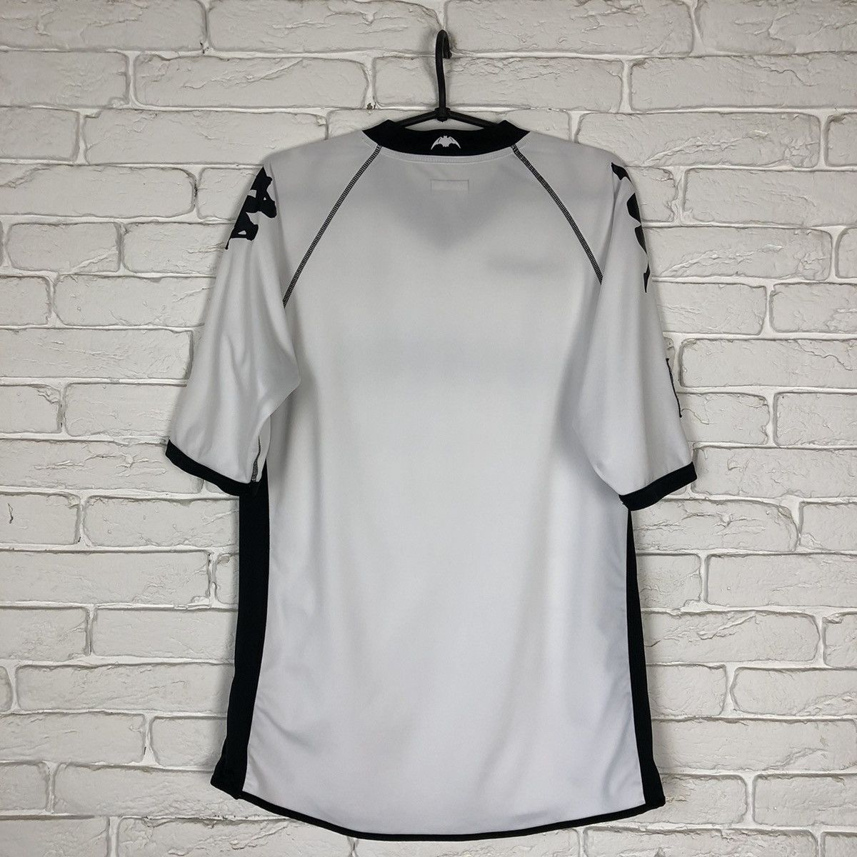 Kappa Valencia 2010 2011 home jersey Size US L / EU 52-54 / 3 - 4 Thumbnail