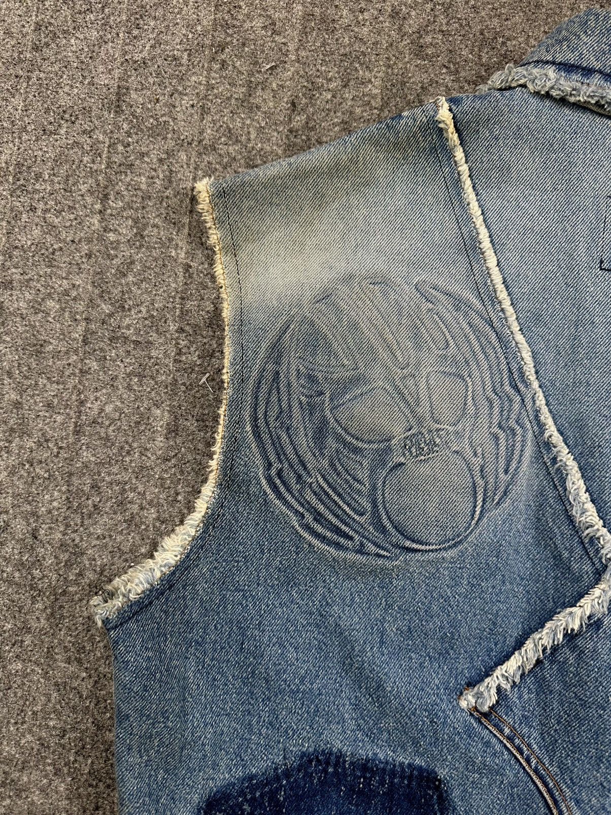 Walter Van Beirendonck Walter Van Beirendonck - W&LT 90’s Patchwork Denim KTF Vest Size US M / EU 48-50 / 2 - 9 Thumbnail