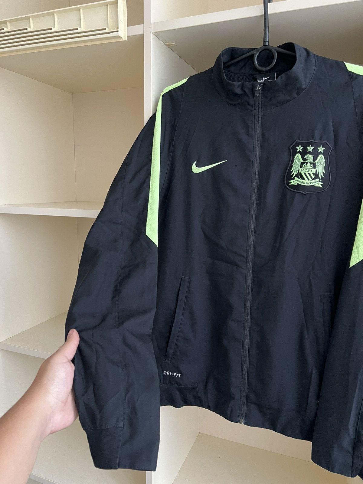 Nike Nike Manchester City 2015-2016 Soccer Light Jacket Football Size US S / EU 44-46 / 1 - 8 Thumbnail