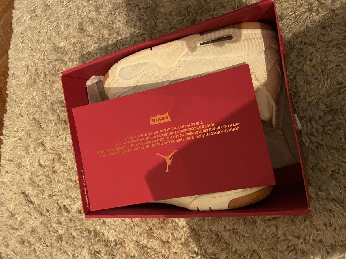 Jordan Brand × Levi's Jordan 4 White Levi Blank Tag sz 9 Size US 9 / EU 42 - 22 Thumbnail