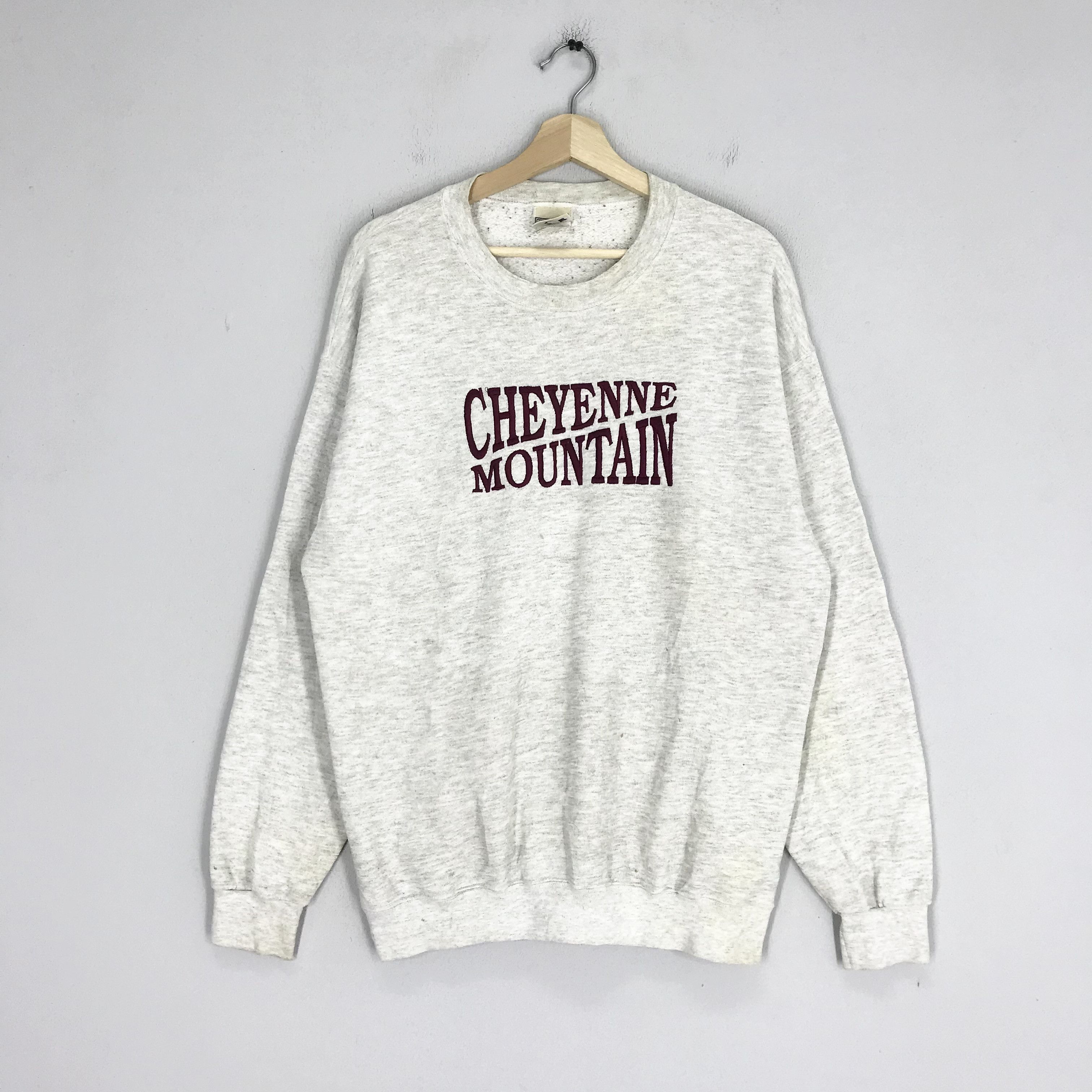 Mountain Equipment Company Vintage Cheyenne Mountain Sweatshirt Size US L / EU 52-54 / 3 - 1 Thumbnail