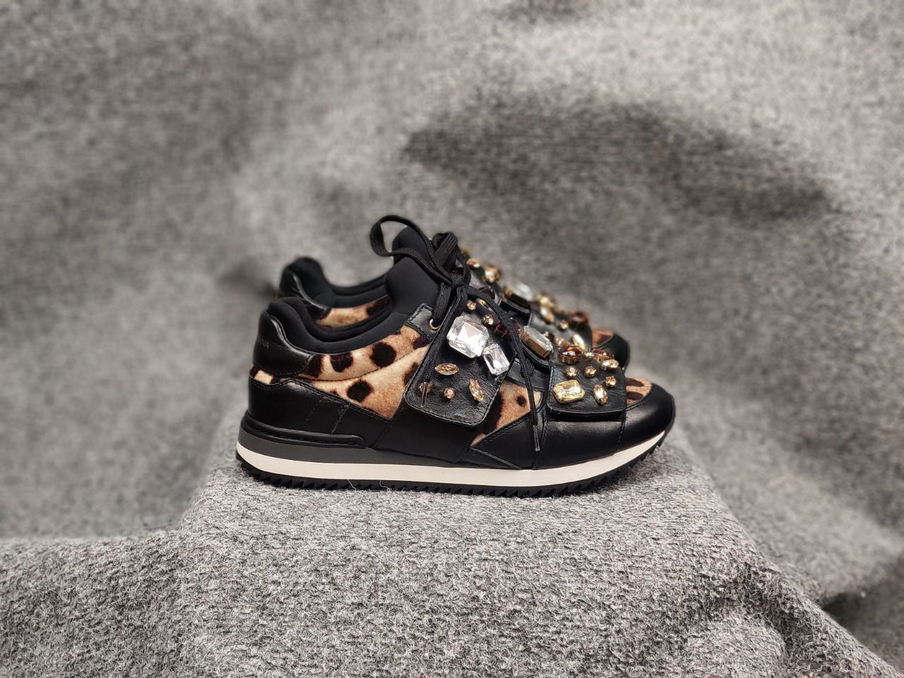 Dolce & Gabbana Dolce & Gabbana Leopard pattern stones velutto Sneakers Size US 9.5 / IT 39.5 - 2 Thumbnail