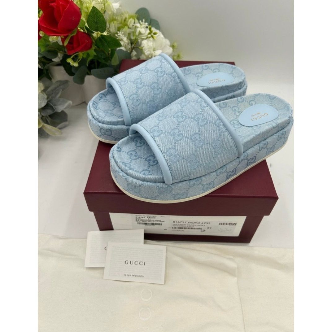 Gucci Women's Gucci canvas GG embossed platform sandals, size 39 Size US 9 / IT 39 - 9 Thumbnail
