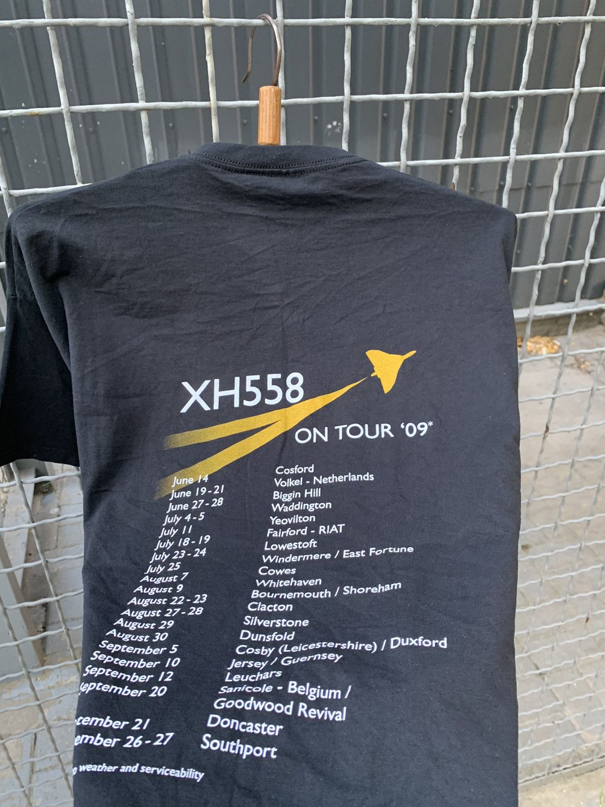 Vintage Vintage XH558 On Tour Shirt F 16 Air Force USA Size US XL / EU 56 / 4 - 7 Thumbnail