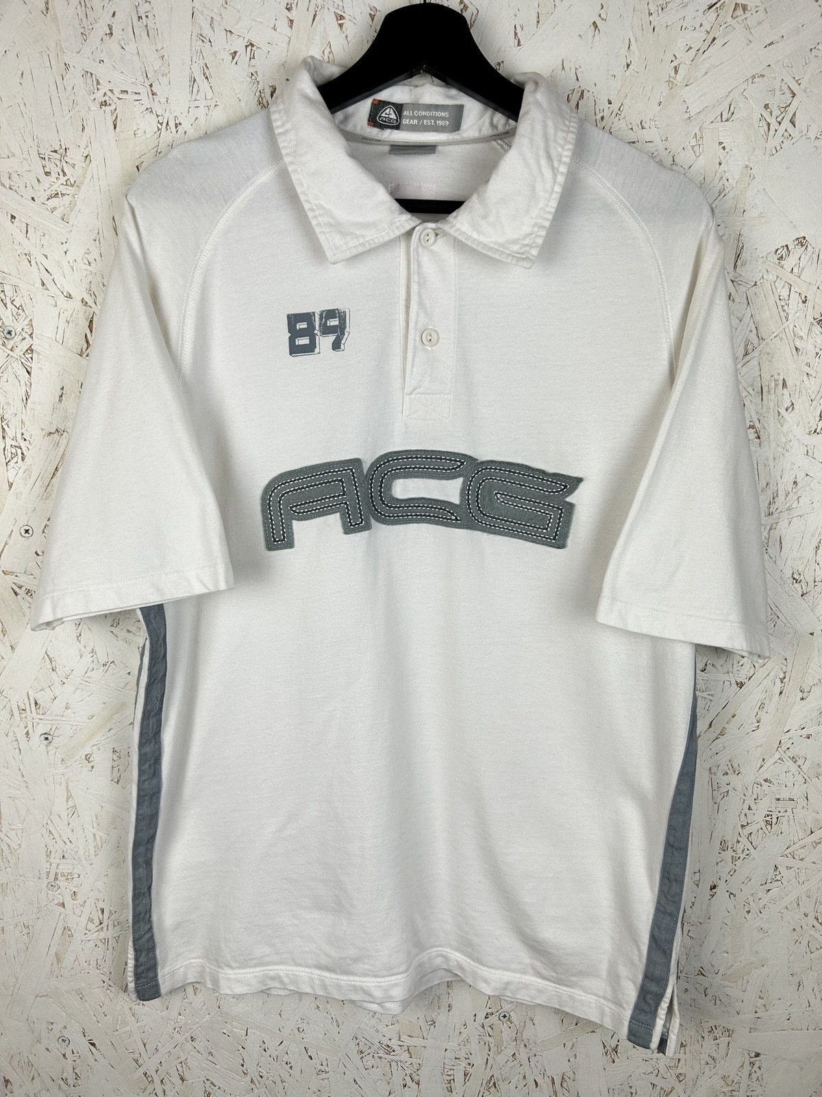 Nike ACG 00s Vintage Nike ACG Center Logo Polo Shirt SS05 Size M Size US M / EU 48-50 / 2 - 1 Thumbnail