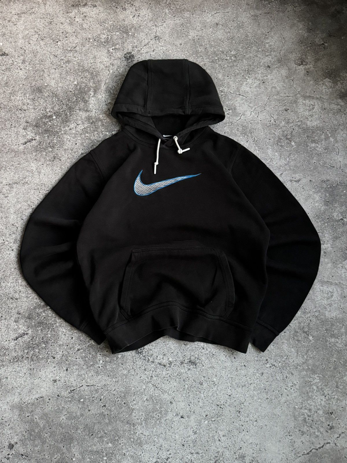 Nike fading swoosh therma hoodie best sale