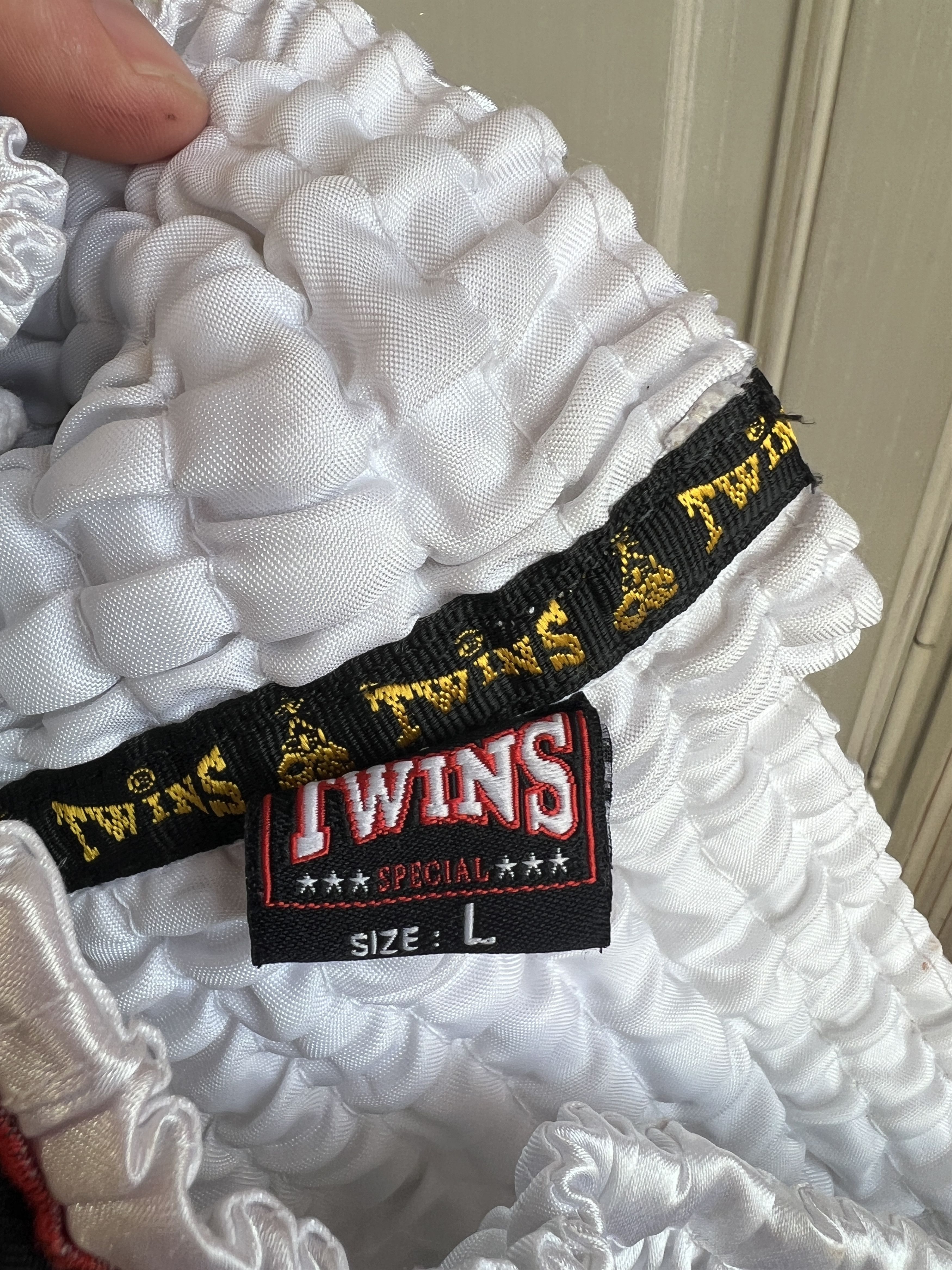 Vintage VINTAGE MUAY THAI BOXING TWINS SHORTS Size US 30 / EU 46 - 10 Thumbnail