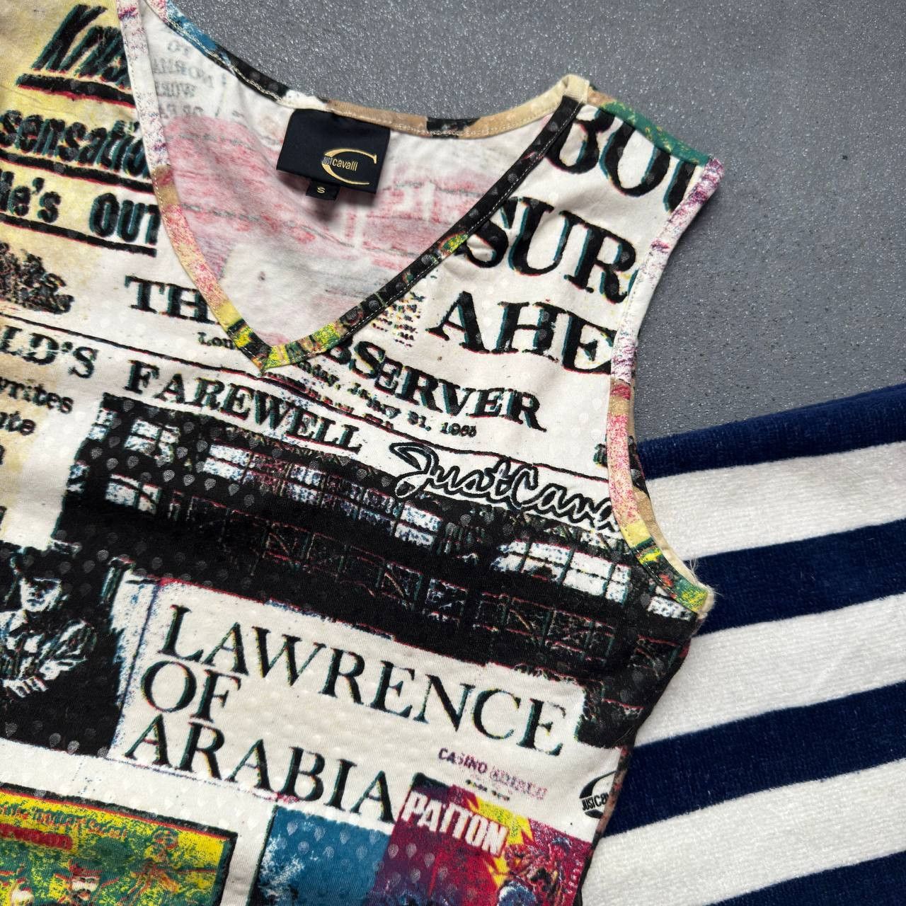 Just Cavalli × Vintage Just Cavalli Vintage Gazette Printed Tank Top Size S / US 4 / IT 40 - 4 Thumbnail