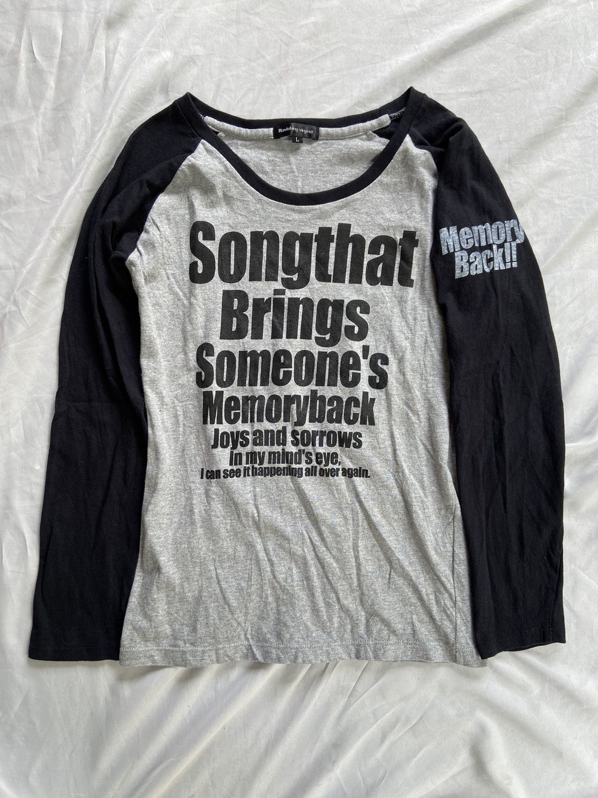 PPFM RAVISHING VIRGIN SONG THAT BRINGS SOMEONES LONG SLEEVE Size US S / EU 44-46 / 1 - 1 Thumbnail