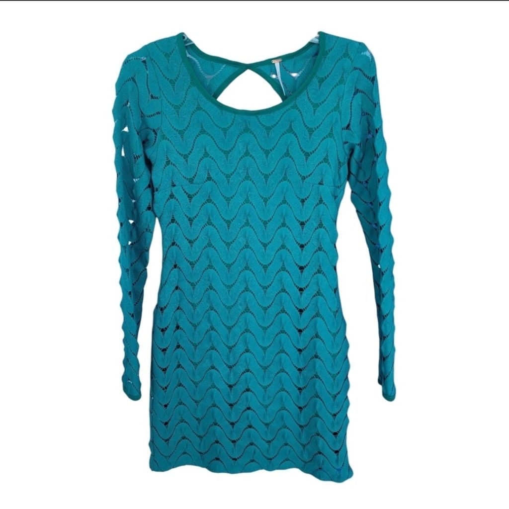 Free People EUC Free People Wild Thing Crochet Lace Turquoise Mini Dress Size XS / US 0-2 / IT 36-38 - 6 Thumbnail