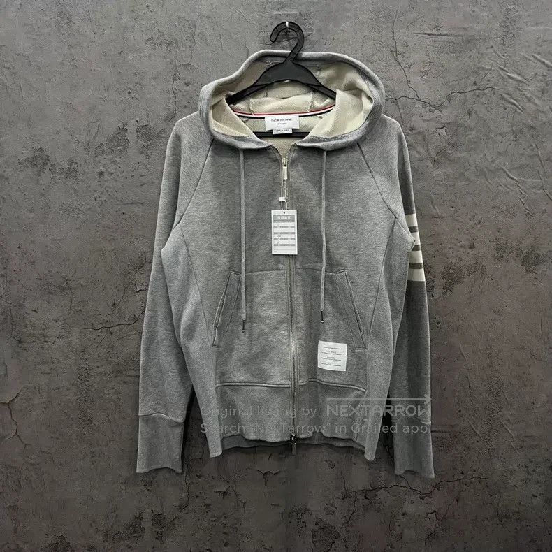 Thom Browne Thom Browne Gray four-stripe zippered hooded jacket Size US M / EU 48-50 / 2 - 1 Thumbnail