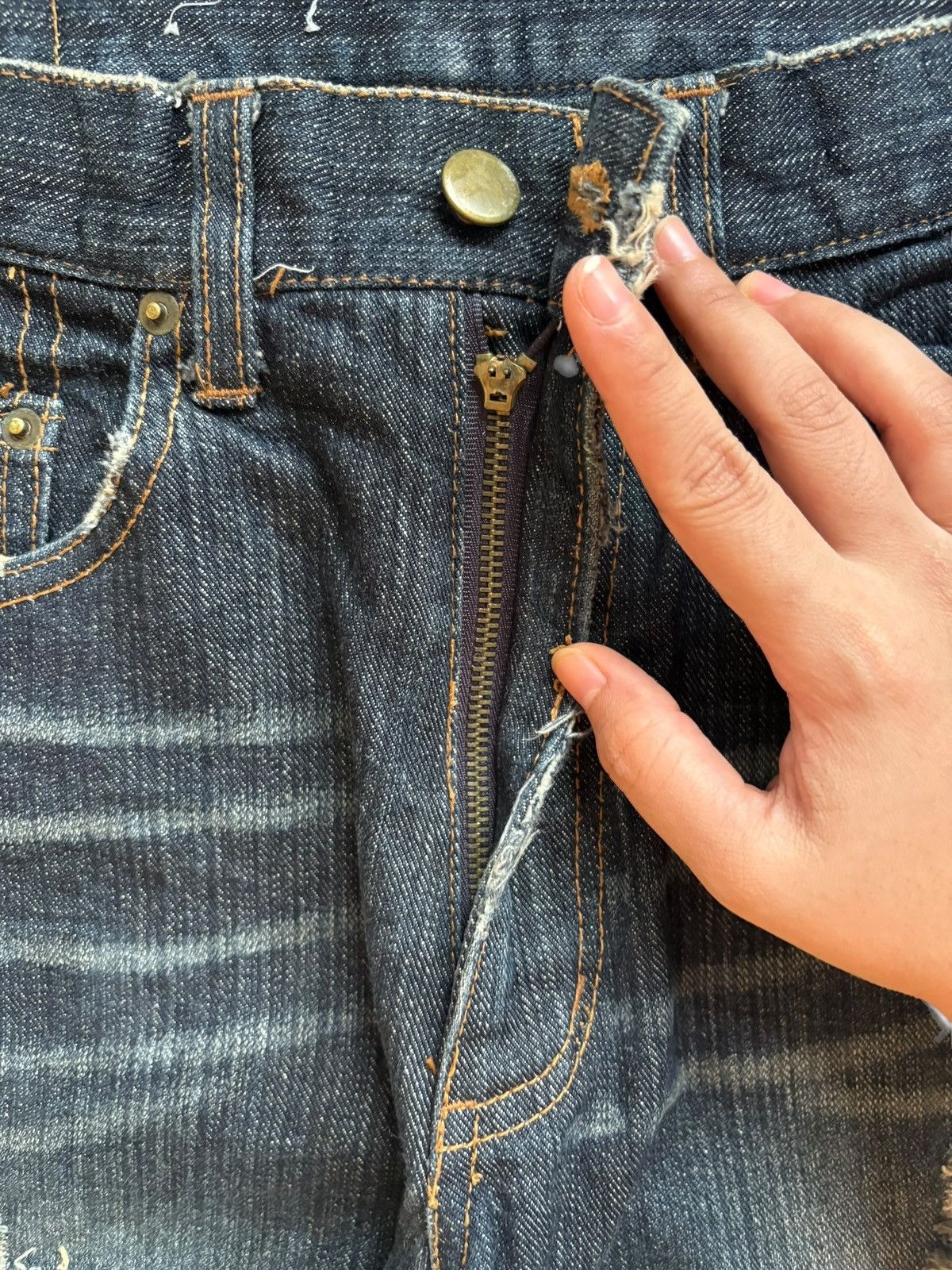 Japanese Brand Vintage Japanese Brand Mud Wash Distressed Jeans Size US 30 / EU 46 - 3 Thumbnail