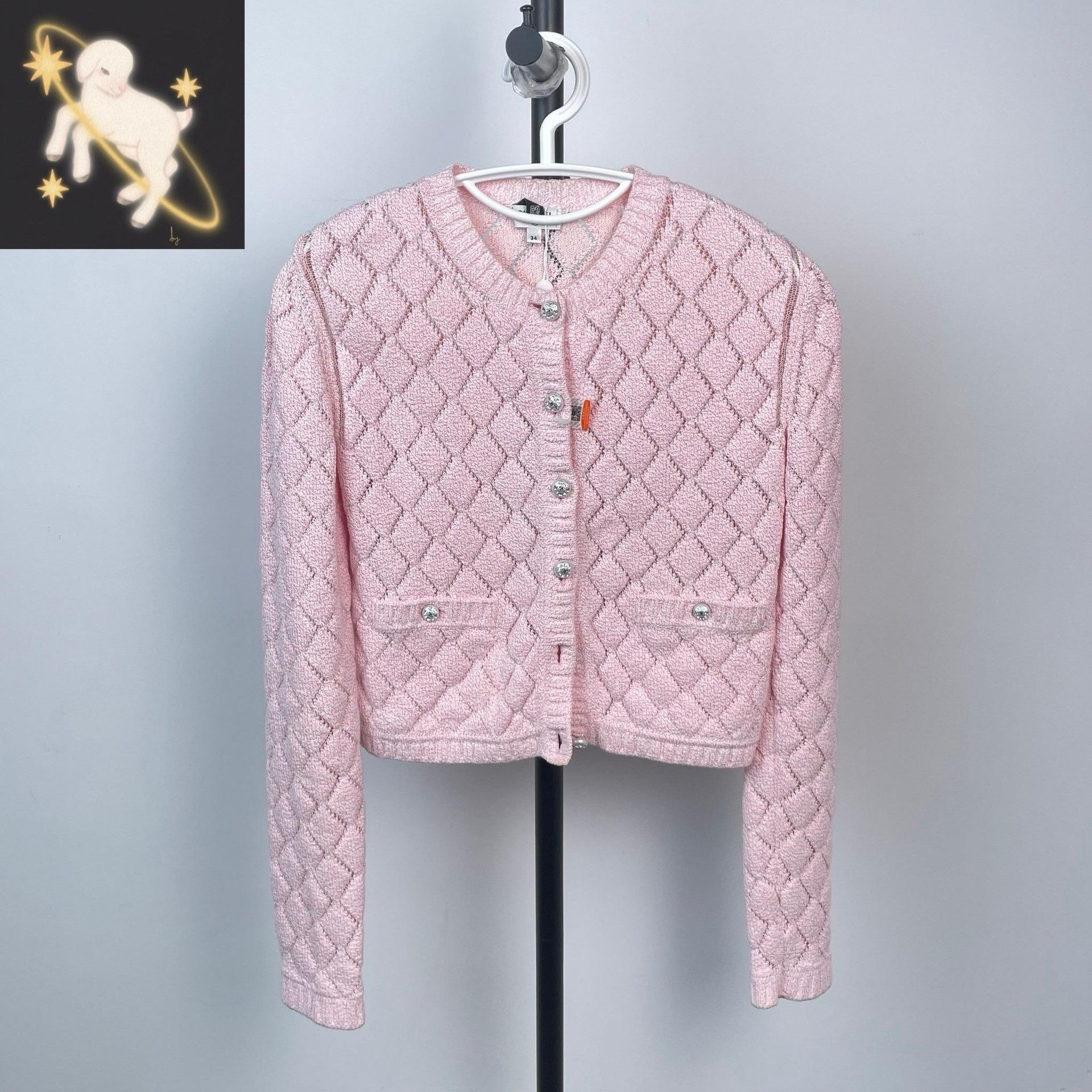 Chanel Chanel Pink Sweater S Women Size S / US 4 / IT 40 - 1 Thumbnail
