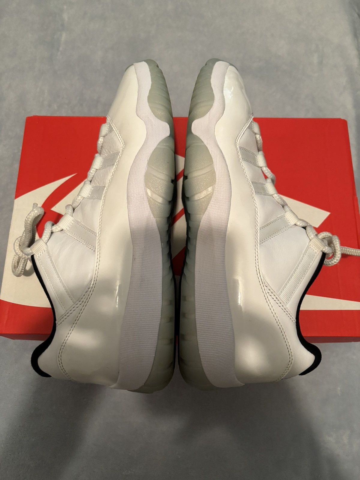 Jordan Brand Jordan 11 Retro Low Legend Blue 2021 Size 10.5 Size US 10.5 / EU 43-44 - 3 Thumbnail