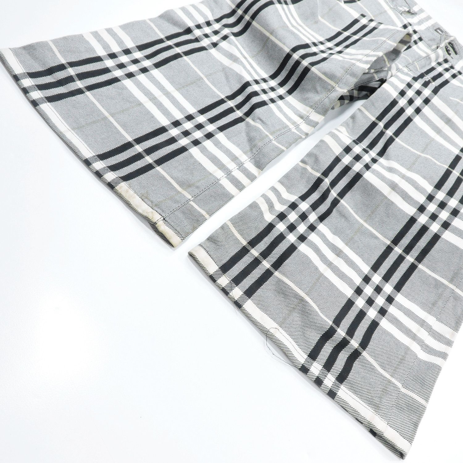 Burberry BURBERRY BLUE LABEL NOVA CHECK GREY BLACK LONG PANTS Size 25" / US 0 / IT 36 - 19 Thumbnail