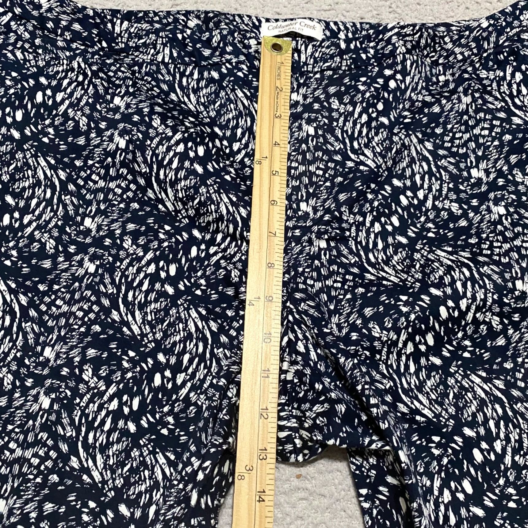 Coldwater Creek Coldwater Creek Womens 18 Plus Pants Blue Geometric Straight Capri High Rise Capri Pants Plus Size Blue Geometric Classic Casual Womens Size 40" / US 18 - 7 Thumbnail