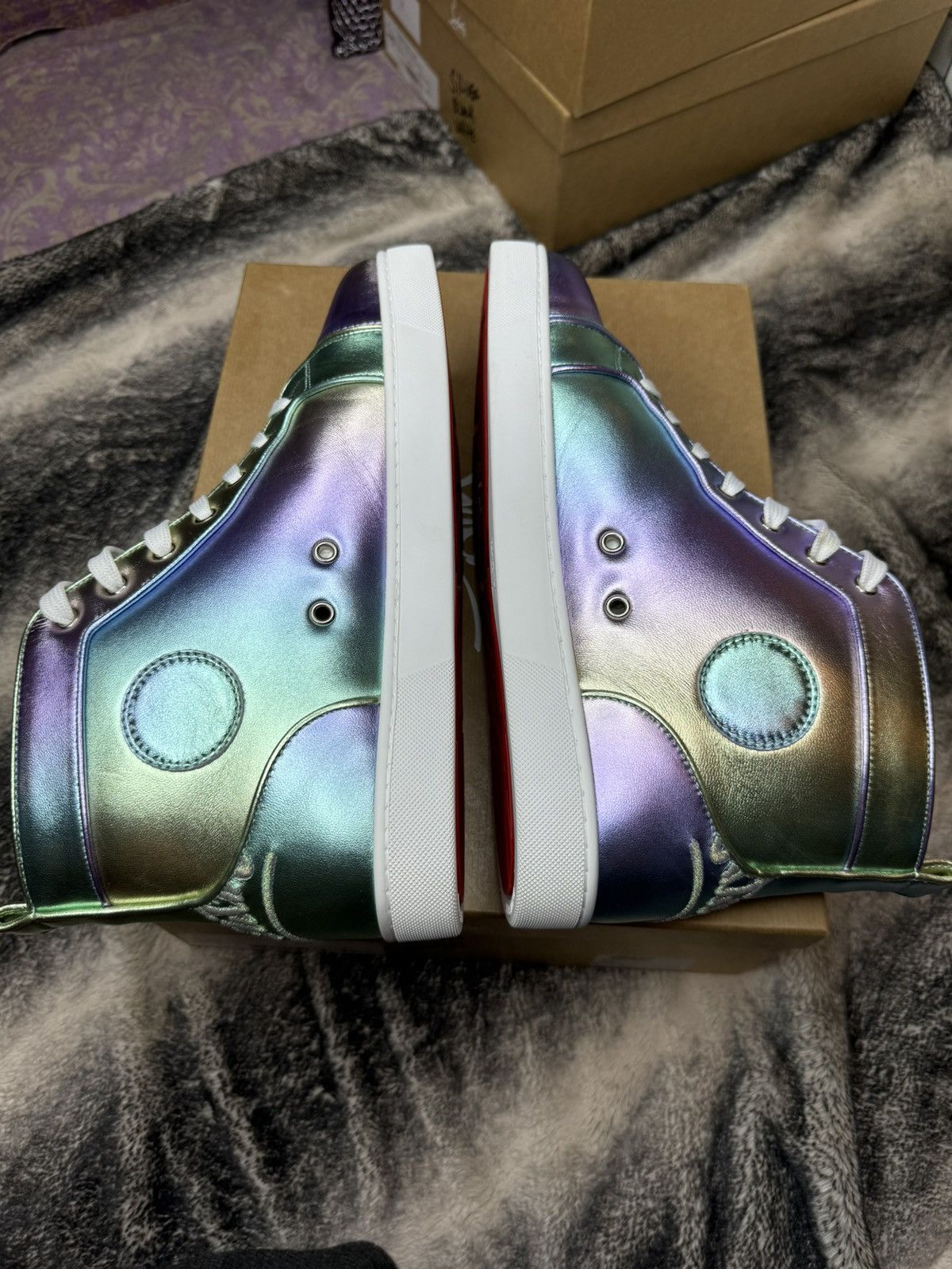 Christian Louboutin Christian Louboutin Flat Nappa Laminata Licorne Size US 12 / EU 45 - 15 Thumbnail