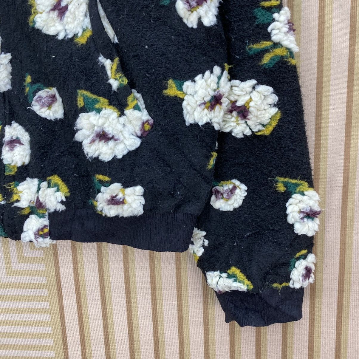 Issey Miyake 🫶Inspired Issey Miyake Merry Jenny Floral Bomber Jacket Size M / US 6-8 / IT 42-44 - 6 Thumbnail