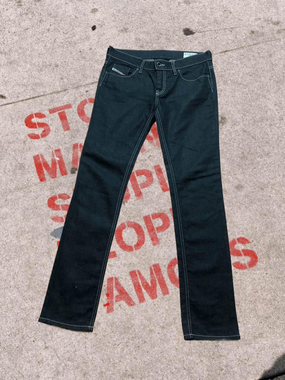 DIESEL LIV Slim Fit Denim Jeans Clean Look W30 L32