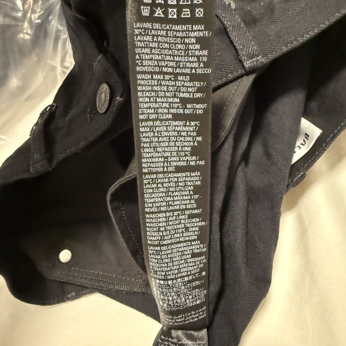 Balenciaga FW22 NEW Balenciaga Lost Tape Unisex Distressed Black Jeans Size US 32 / EU 48 - 12 Thumbnail