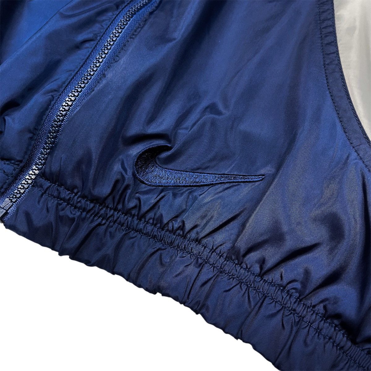 Nike Vintage 90’s Nike Big Swoosh Windbreaker Jacket Size US L / EU 52-54 / 3 - 4 Thumbnail