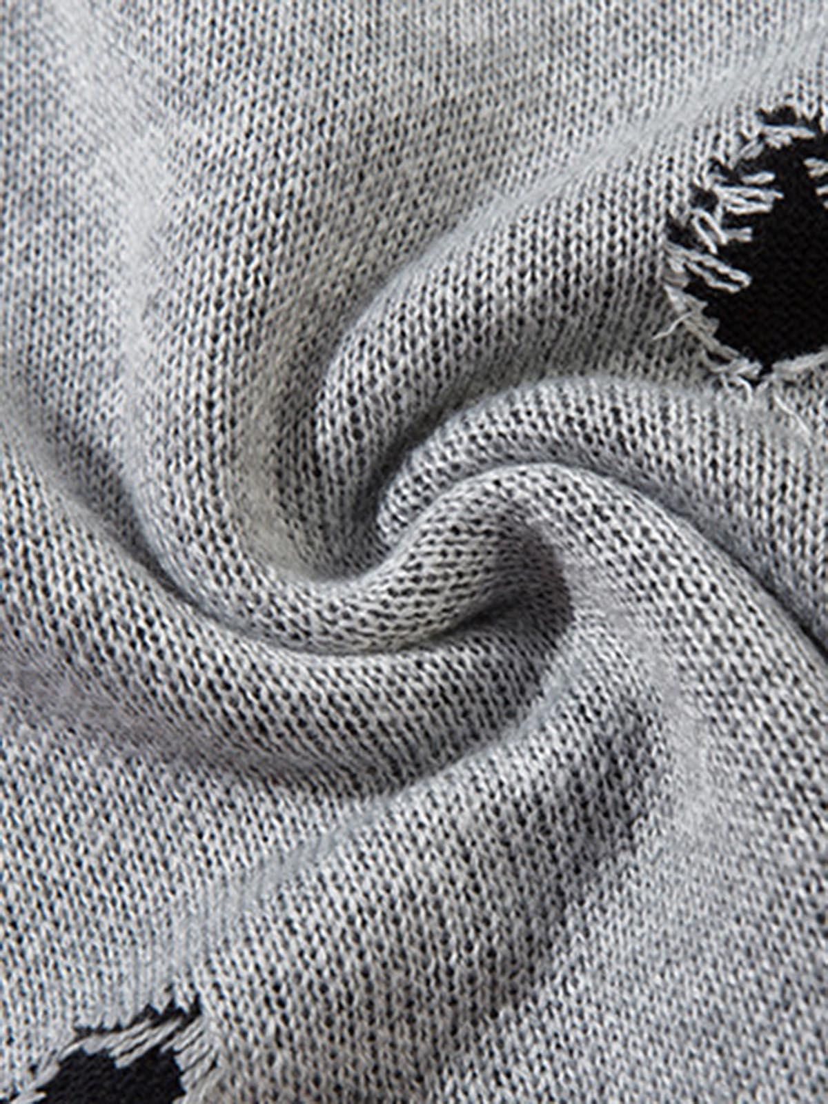 Japanese Brand Gray Distressed Knit Sweater with Cross Design Size US M / EU 48-50 / 2 - 6 Thumbnail