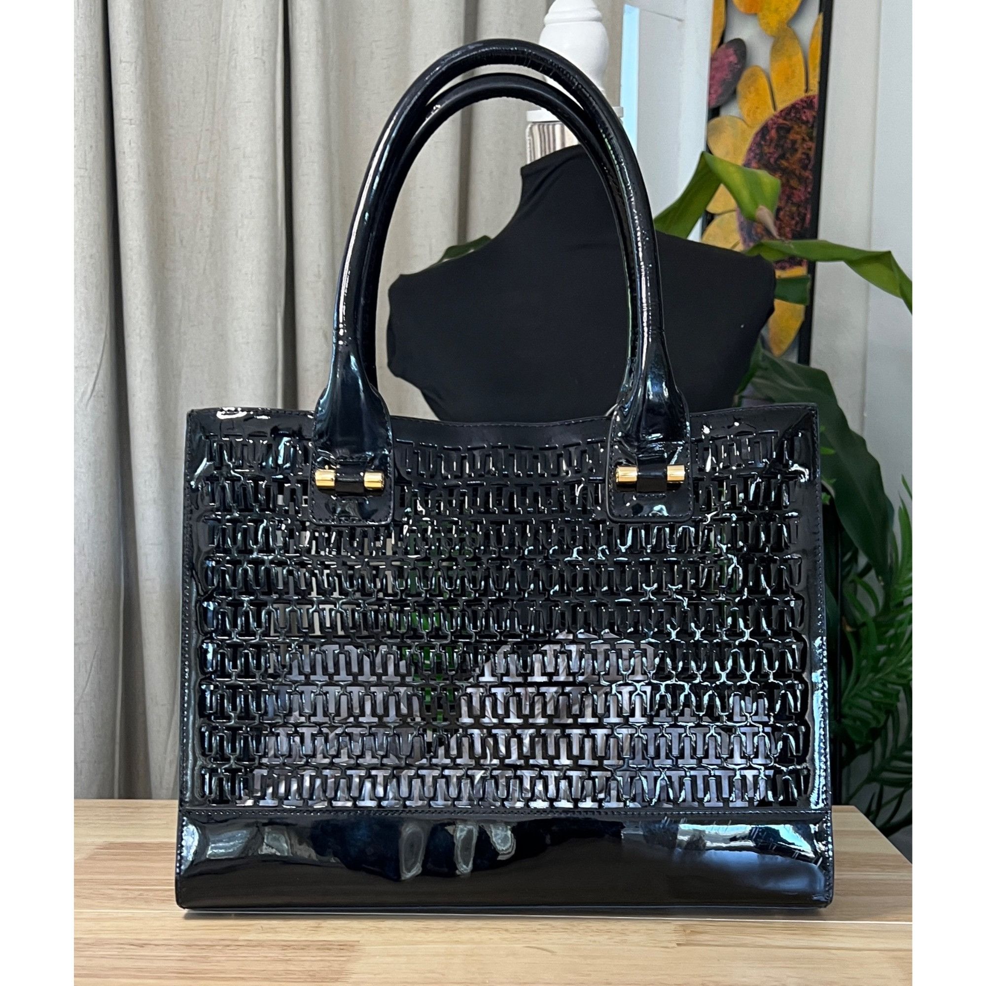 Tory Burch ✺✺ AUTHENTIC TORY BURCH Black Robinson Cut Out Tote ✺✺ Size ONE SIZE - 4 Thumbnail