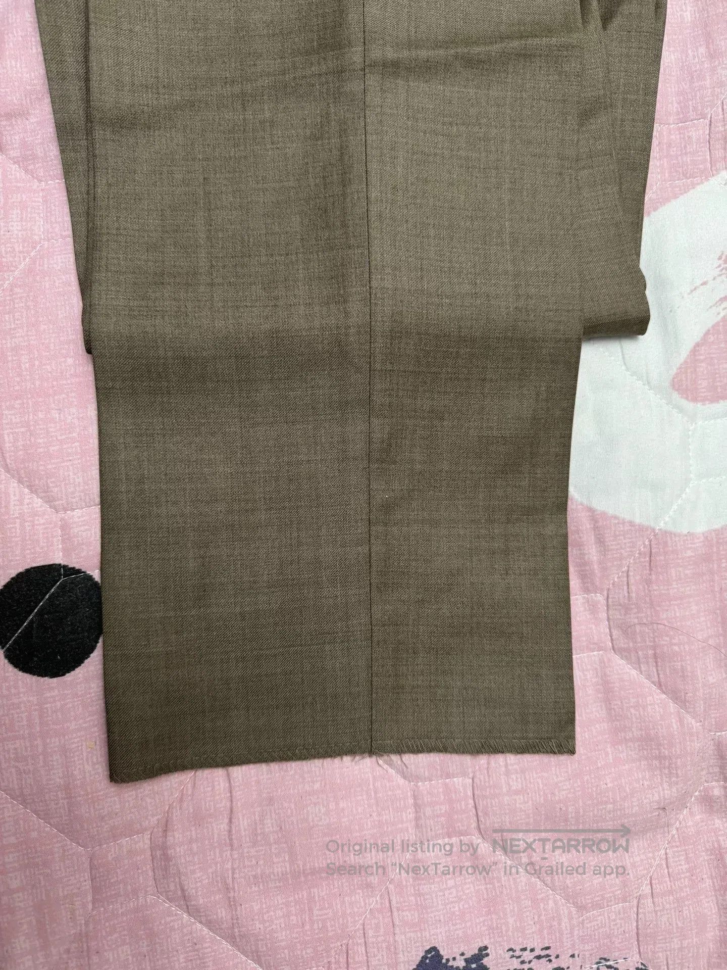 Brooks Brothers Brooks Brothers Dress Pants in Dark Khaki. Size US 36 / EU 52 - 2 Thumbnail