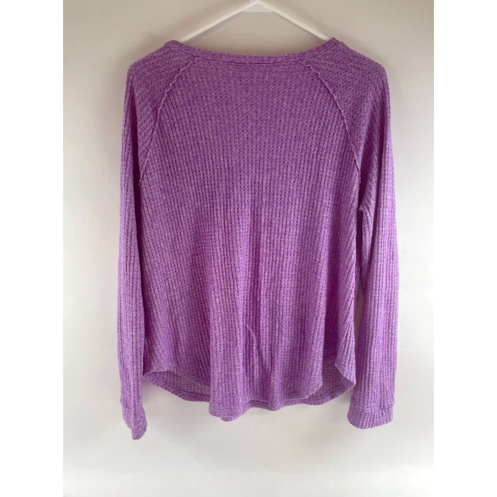 American Eagle Outfitters Vibrant Purple American Eagle Outfitters Sweater Woman Medium Waffle-Knit V-Neck Pullover Size M / US 6-8 / IT 42-44 - 2 Thumbnail