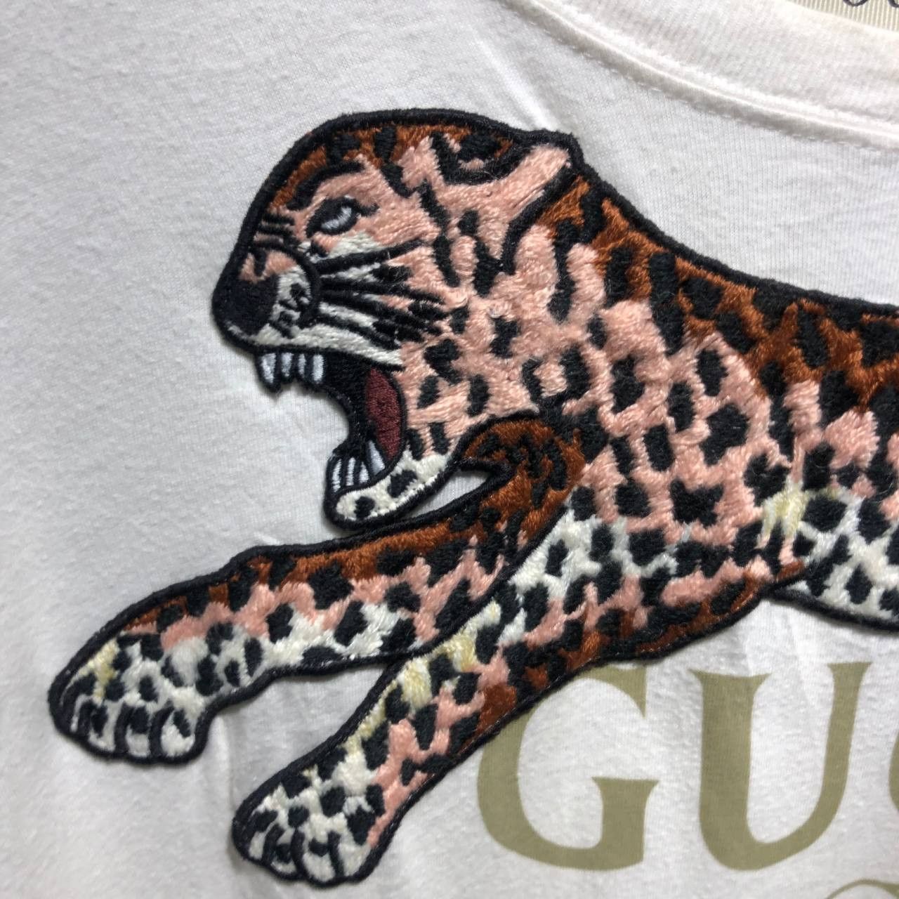 Gucci Gucci Logo Tiger Embroidered Tee Size US L / EU 52-54 / 3 - 3 Thumbnail