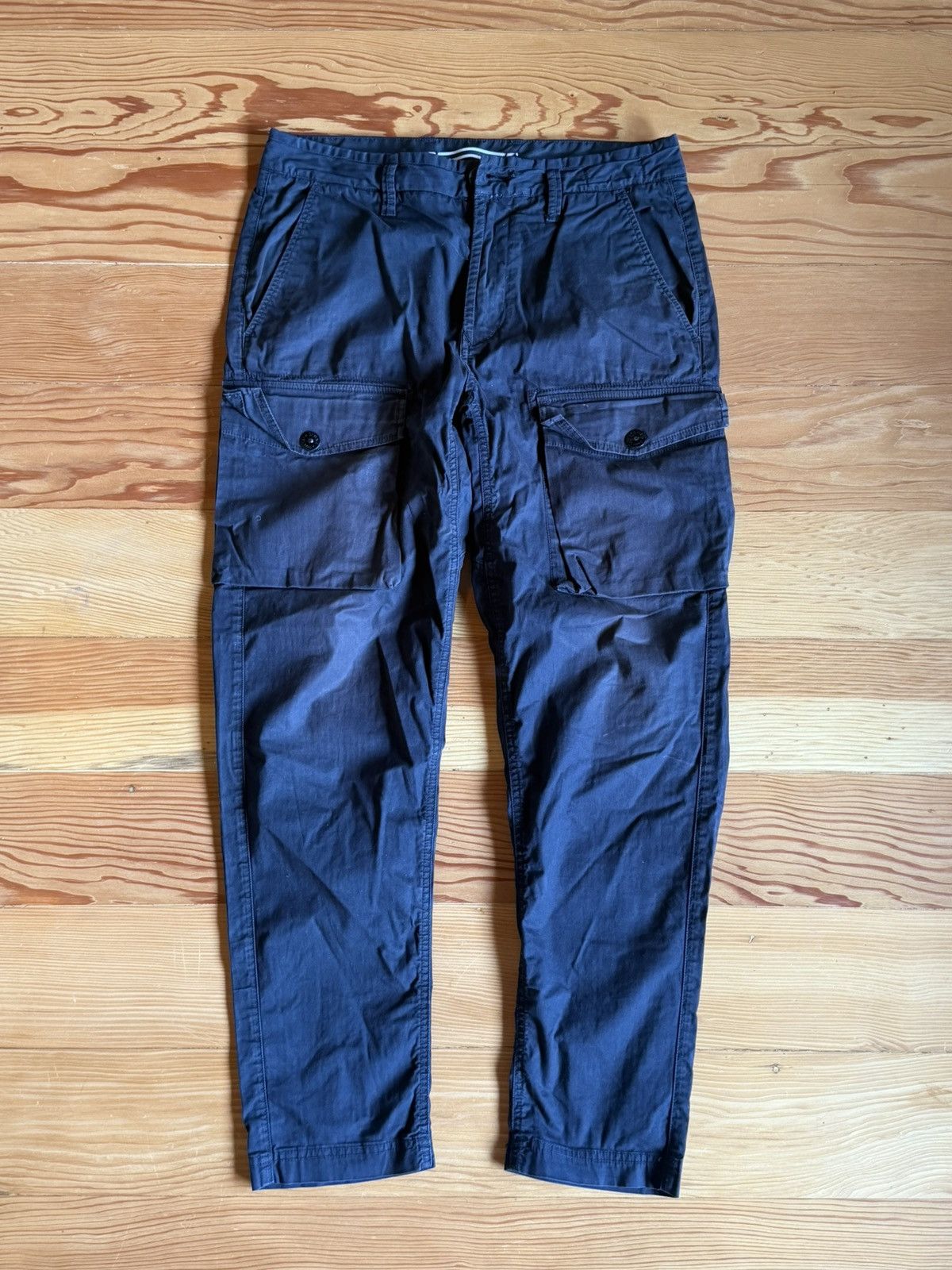 Stone Island Stone Island black cargo pants Size US 32 / EU 48 - 1 Thumbnail